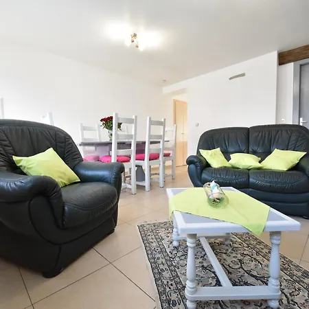 Holiday home Elegant Holiday In Louis With Garden
