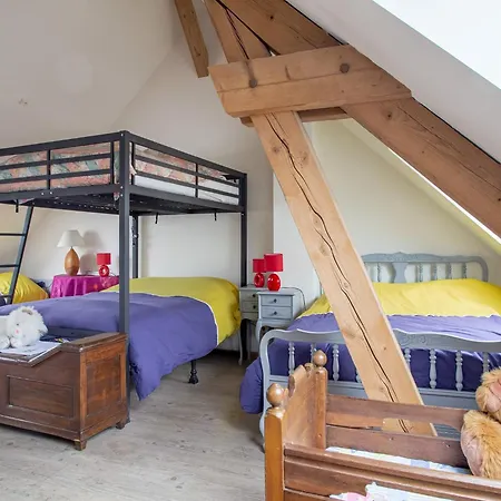 Holiday home Elegant Holiday In Louis With Garden