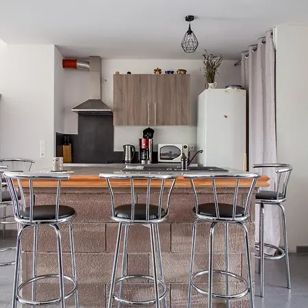 Elegant Holiday In Louis With Garden Holiday home *