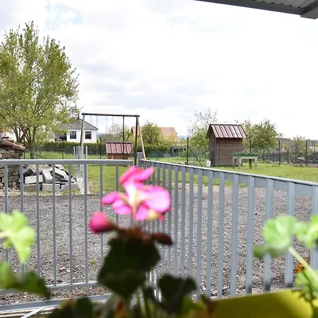 Holiday home Elegant In Louis With Garden